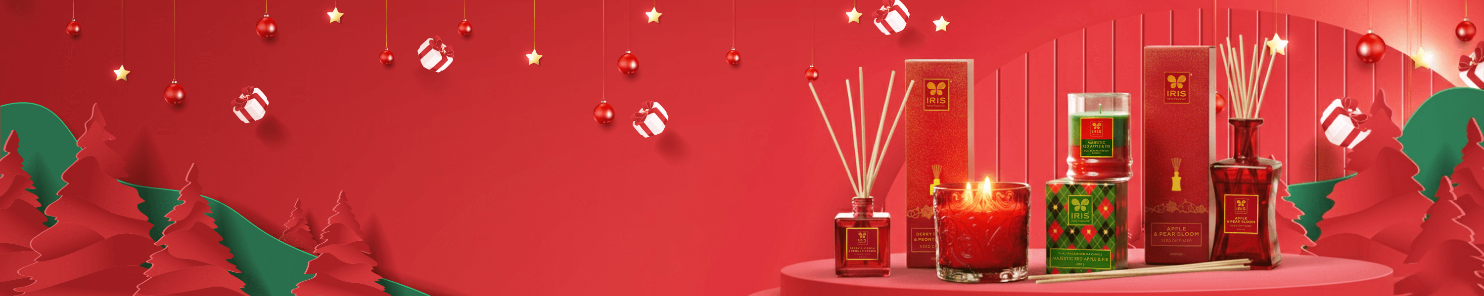 Christmas gift guide featuring perfumes, scented candles, and fragrance gift sets for fragrance lovers