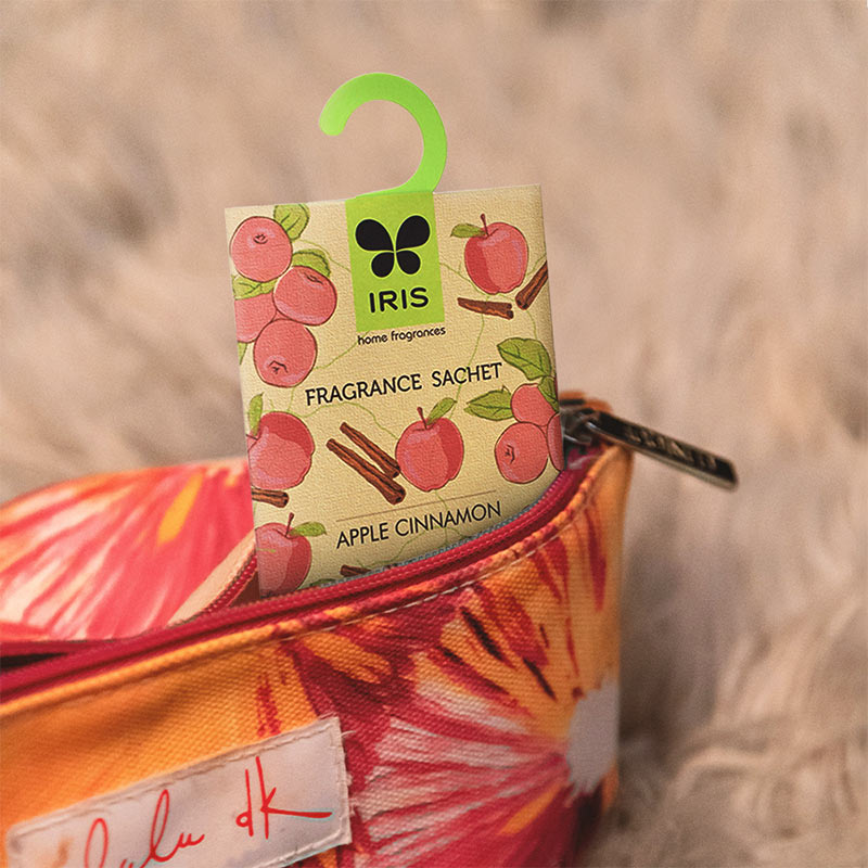 Apple Cinnamon Fragrance Sachet From Iris- Elegant Essence – IRIS - Main Image