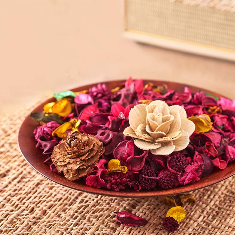 Decorative Pot Pourri: A Scentsational Journey Home