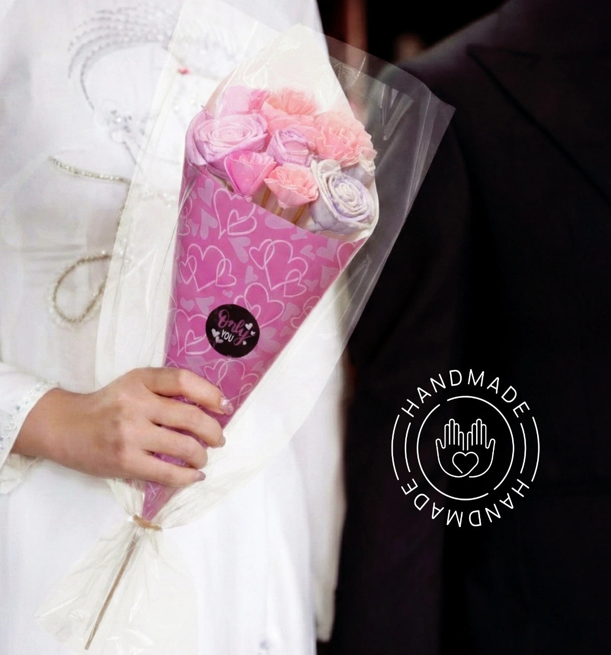 IRIS Rose and Lilac Flower Bouquet with 5ml Fragrance Spray