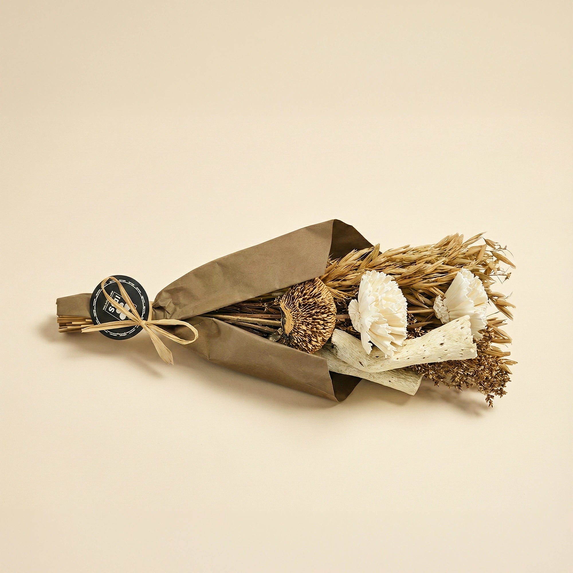 IRIS Ivory Meadow Blooms Scented Dry Flower Bouquet with 5ml Fragrance Spray