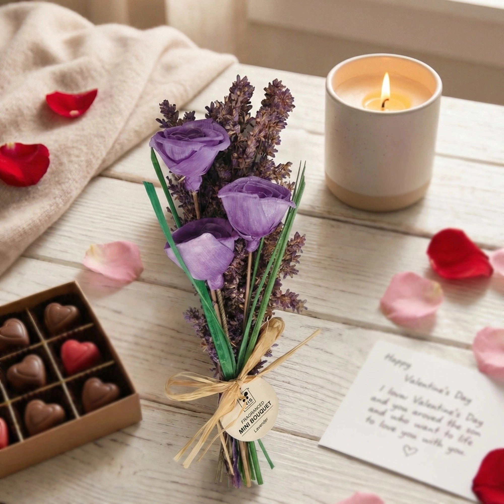 IRIS Serene Lavender Roses Scented Mini Bouquet